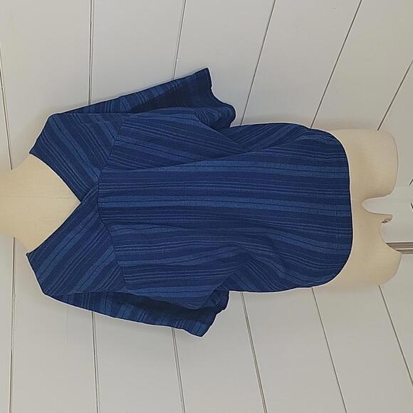 NWT Levi's small blue cotton pullover top - Picture 3 of 6